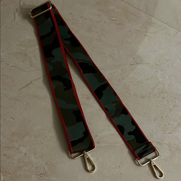 Camouflage Bag Strap with Red Trim - Picture 1 of 1